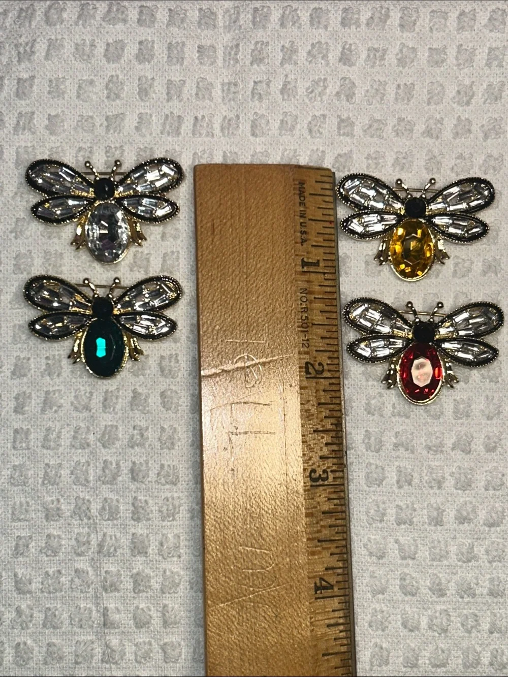 Honey Bee 🐝 Brooch - pick your favorite color